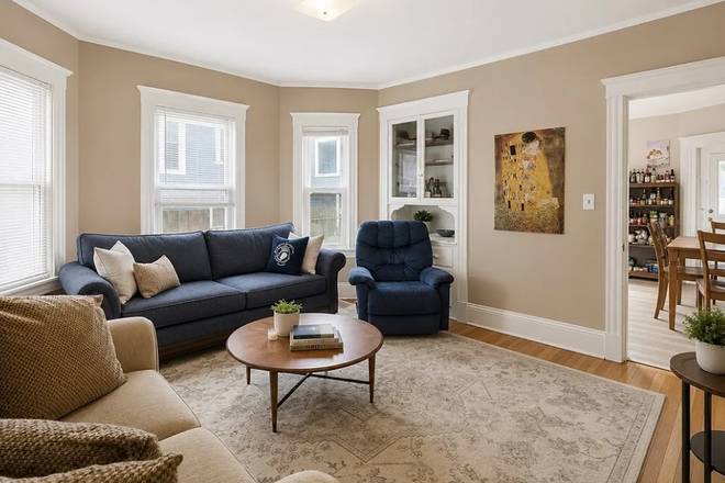 Call NOW for showings! 617-236-8600 - SUNSET RD - GORGEOUS 4BR/1BA FOR *9/1/2026* NEAR TUFTS W/ LNDRY IN BLDNG, DECK, YARD, EIK, PANTRY Apartments