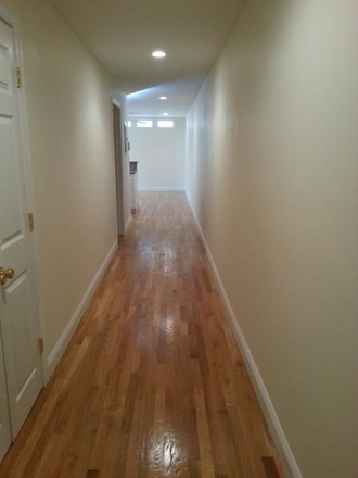 hubrealtyproperties.com - Brookline, beautiful 3 bedroom condo, on green line, no realtor fee