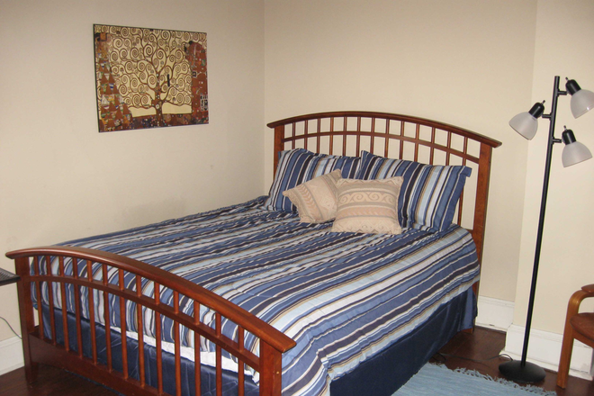 Klimt  room 1 - Furnished rooms-Chestnut St-Princeton House