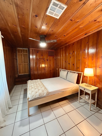 Bedroom - Comfortable Room near UM with great location at Coral Gables