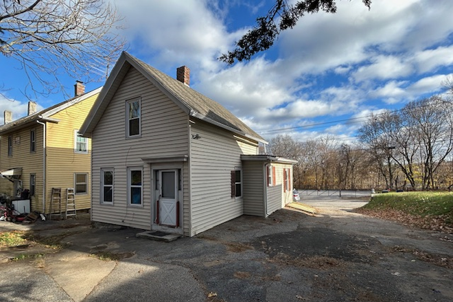 90 Chapman - Charming 3-Bedroom Home on a Quiet Street now available for rent.