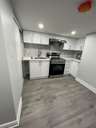 Kitchen - Spadina ave and college st