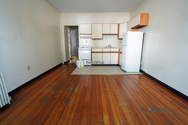 1 - DEC 2025-Awesome Packards Corner Studio. H/HW inc. NO FEE! Apartments