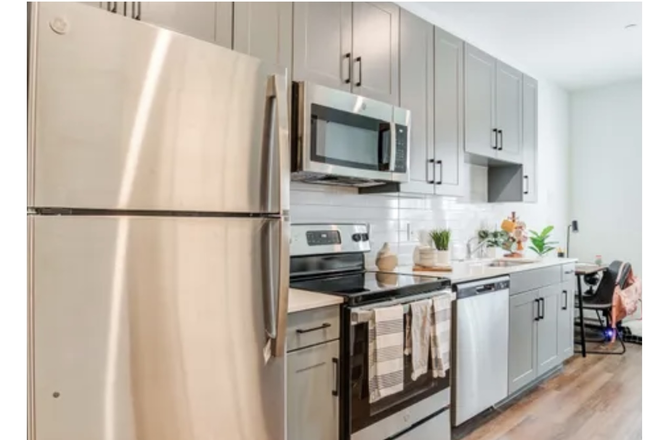 Kitchen - union on frank