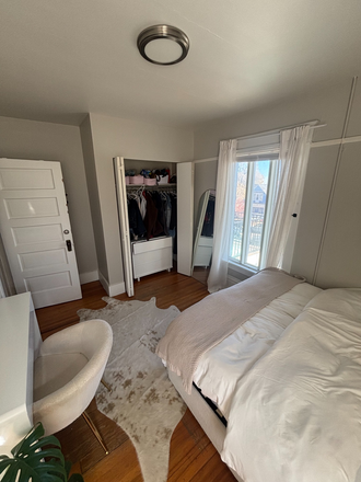 Photo - Grey goose Triplex