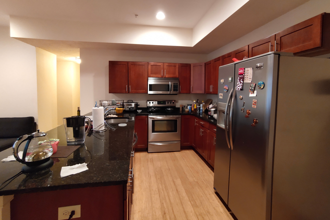 LIVING - 2 BED/2 BATH WITH IN UNIT LAUNDRY! 9/1/25!