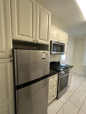 - - 2 Bedrooms/1 Bathrooms close to Law School and Harvard Sq
