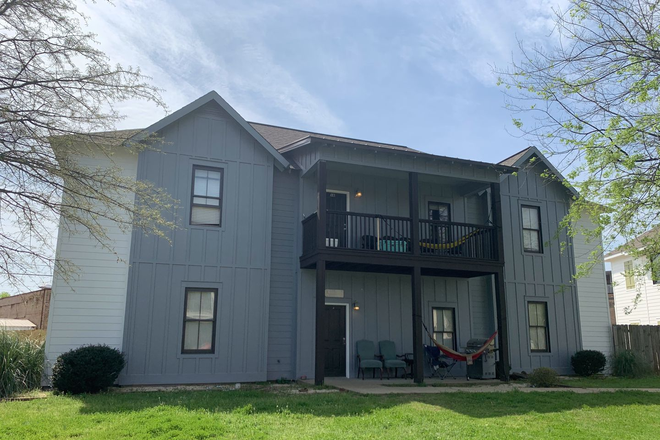 - 515 Wesley Place - 4BR/4.0BA