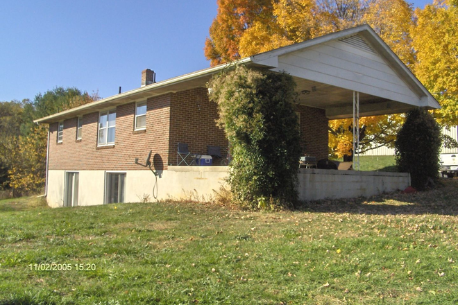  - 3 Bedroom 2 Bath House
