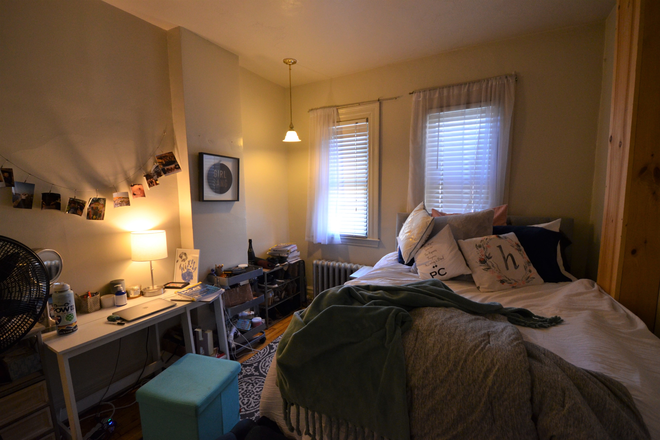 bedroom - Spacious Amazing 3 BR on The Fenway- Avail 9/1/26 Apartments