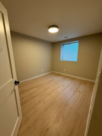 Bedroom - 6 Bedroom Duplex - Looking for one guy!