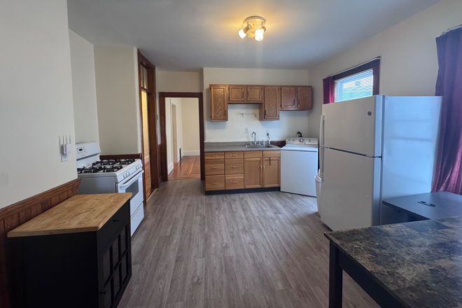 Kitchen - 4 Bed 2 BATH NEAR HARVARD AND MIT Apartments