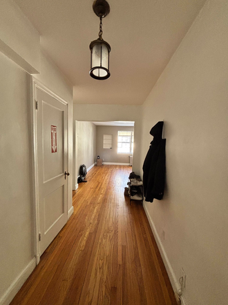Entrance - Furnished room for 3 months sublet June-August located in Cleveland Circle, Brighton, MA. Apartments