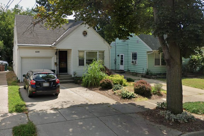 Welcome Home! Email for Video Tour - FURNISHED ROOMS SHARED GRAD STUDENT HOME ($275-$475) Clean, Quiet, Easy Going, Responsible
