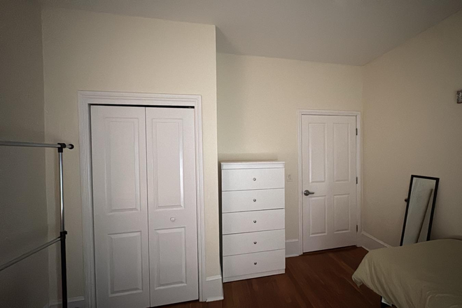 Bedroom - Furnished Room + Private Bathroom in Shared Apartment - July Sublet