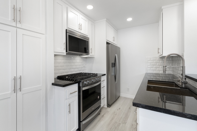 Galley Kitchen Style - 2 Bed/Baths Available in Bright Airy Apartment