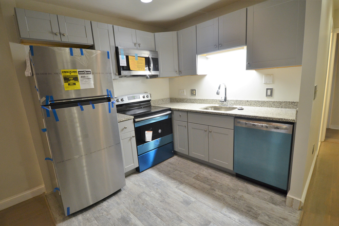 . - Renovated 2-bed on Saint Stephen St! No broker fee. Contact Will McGowan 617.512.5822 Apartments