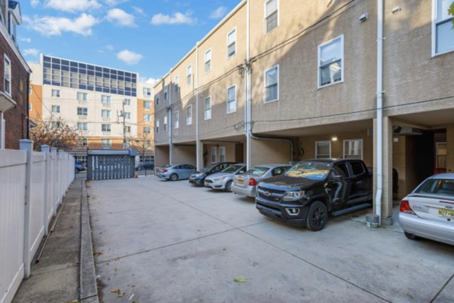 Gated parking - Modern three bedroom apartment with a gym and onsite parking!