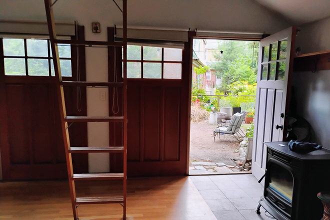 Front door - Cottage/Studio apartment