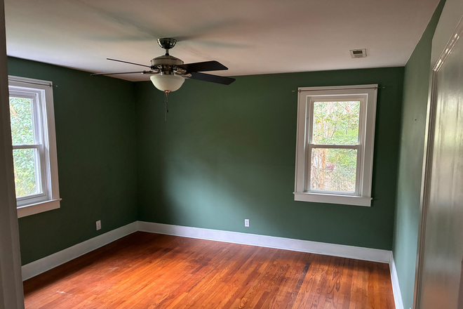 Bedroom 1 - Edgewater Park – Four bedroom brick ranch style house, two full baths located 15 minutes fro