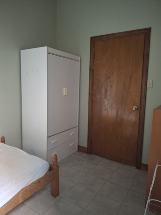 closet - Renting a room $830 - 1 Furnished room, bathroom & kitchen shared
