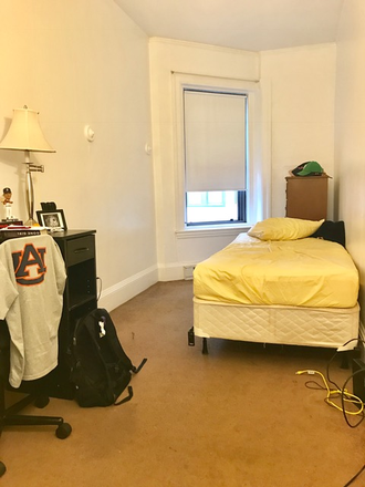 Visit hubrealtyproperties.com - South campus, dorm alternative, handy studio in brownstone