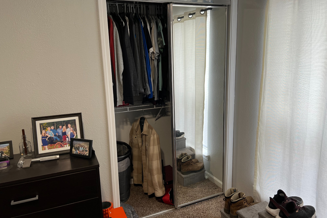 Bedroom - Spring 2026 Sublet - Price Negotiable Apartments