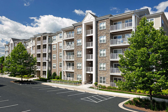 Apartment - Smith's Landing Apartment