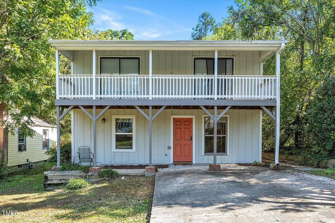 Street View - Duplex for Rent. Utilities Included. 1 Bedroom 1 Bathroom