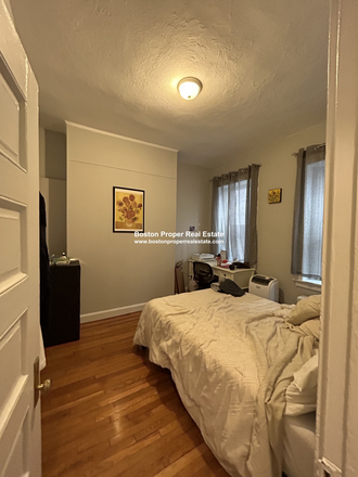 a - All renovated, amazing location, NO FEE Apartments
