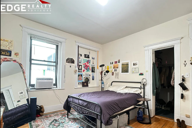 Available bedroom with walk in closet - Spacious Apartment in Allston