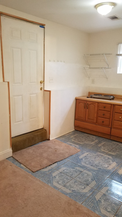 kitchen - A beautiful one bedroom apartment