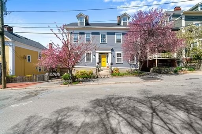 Exterior - Newly Renovated Condo on Quiet, Pleasant Road Near Brown, RISD