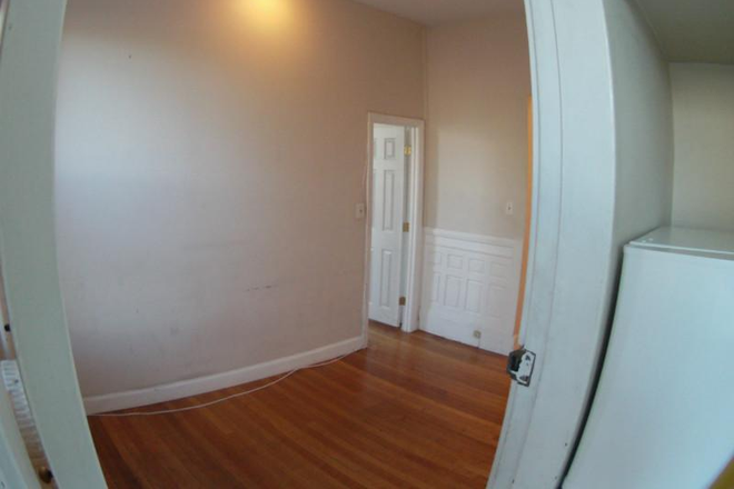 Living Room - September 1! 2 bed in Kenmore Sq! Apartments