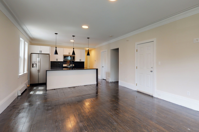 1 - SEPT 2026〡No Fee〡5bed/2bath〡W/D〡Outdoor Space〡Renovated Duplex