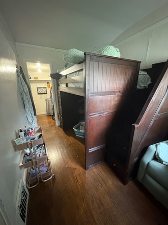 Bedroom - HOUSE RIGHT BY CAMPUS