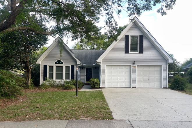 Street View - Updated 3 Bed/2 Bath Home, charming James Island neighborhood, 15 min from MUSC