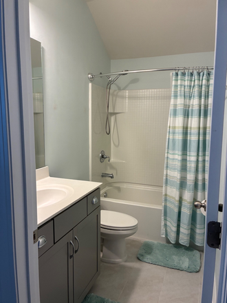 Bathroom - Quiet residential neighborhood, close to 526 and Daniel Island House