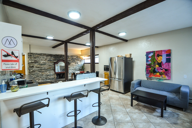 Kitchen - 6BR House | Furnished | Parking available