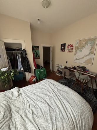 bedroom - Summer Sublet available June to August 30