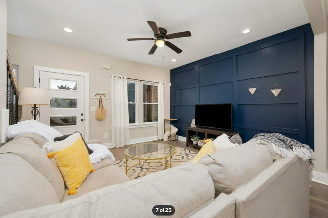 Living room - Immaculate Modern Townhome in Burgeoning East Nashville