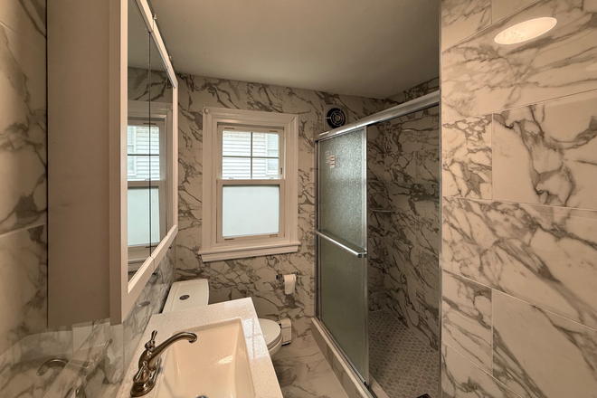 Bathroom - Room in 3 Bedroom Apartment in Revere w/Utilities - MBTA easy access