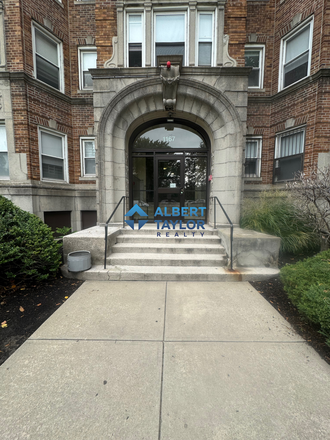 Exterior - Studio apartment with no broker fee!!