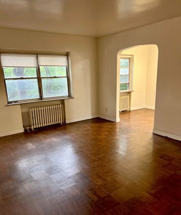 Living Room to Dining Room - Ruth Gardens Apartments - Close to Carnegie Mellon & Pitt