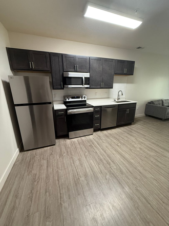 Kitchen - Luxury Fully Furnished 1 Bedroom Apartment - 1A Floorplan