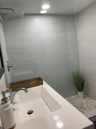 Bathroom - Duplex 2/1 Duplex