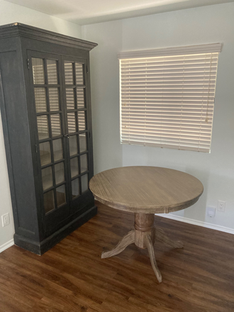 Dining nook. I do not show many inside-pictures for safety reasons. - House-apartment close to Chapman Campus. 7 blocks East of Campus at Palm Ave and N. Lincoln St.