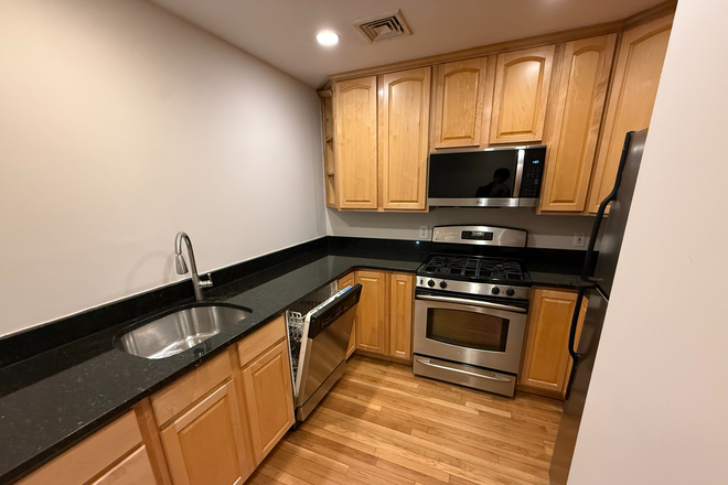 Kitchen - Spacious & Sun-Filled 3 Bed / 2 Bath with Central AC + In-Unit Laundry Condo