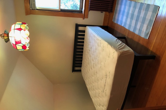 upstairs bedroom - Roommates Needed for Wakefield House