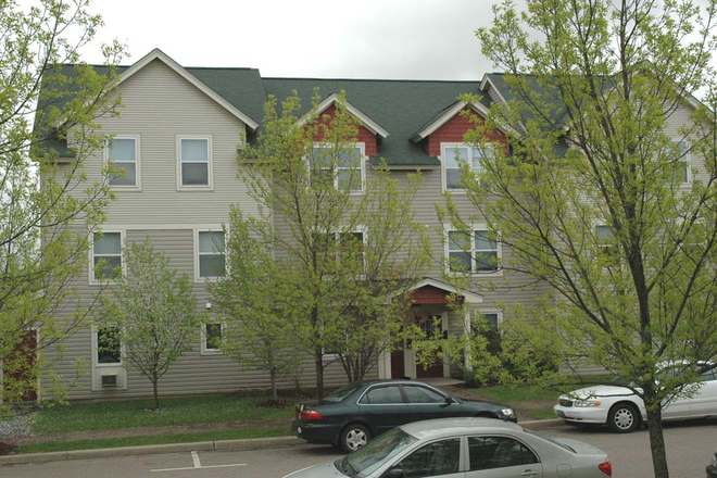 Outside photo of a unit - 3 Bedroom/1 Bathroom Town House Walking Distance to UVM Hospital/Given Building